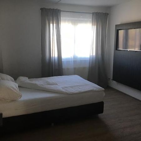Hotel Auszeit Im Euro Rastpark Guxhagen Exteriér fotografie