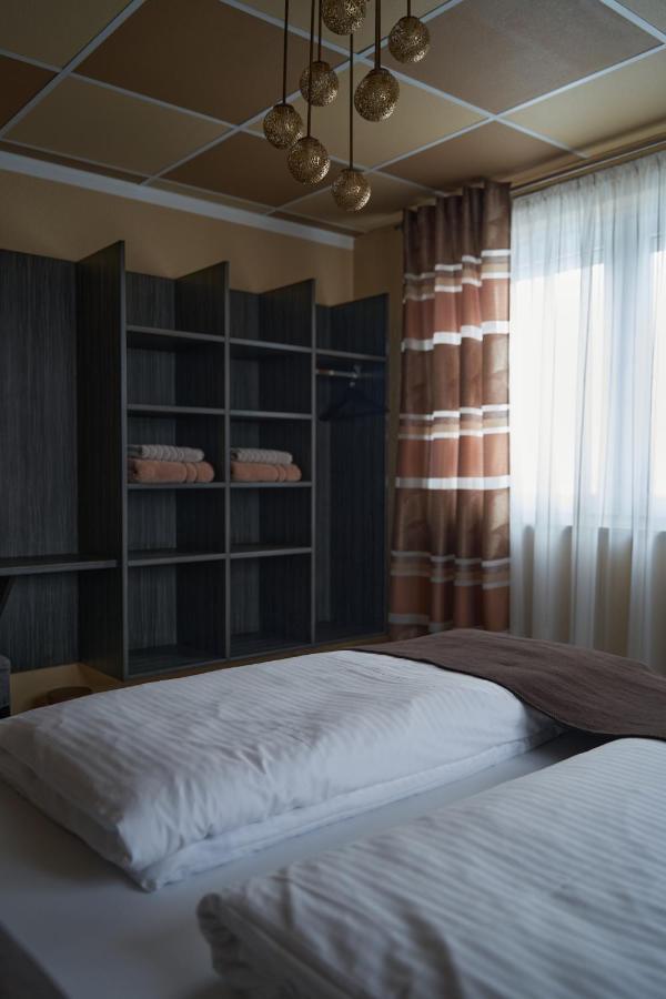 Hotel Auszeit Im Euro Rastpark Guxhagen Exteriér fotografie
