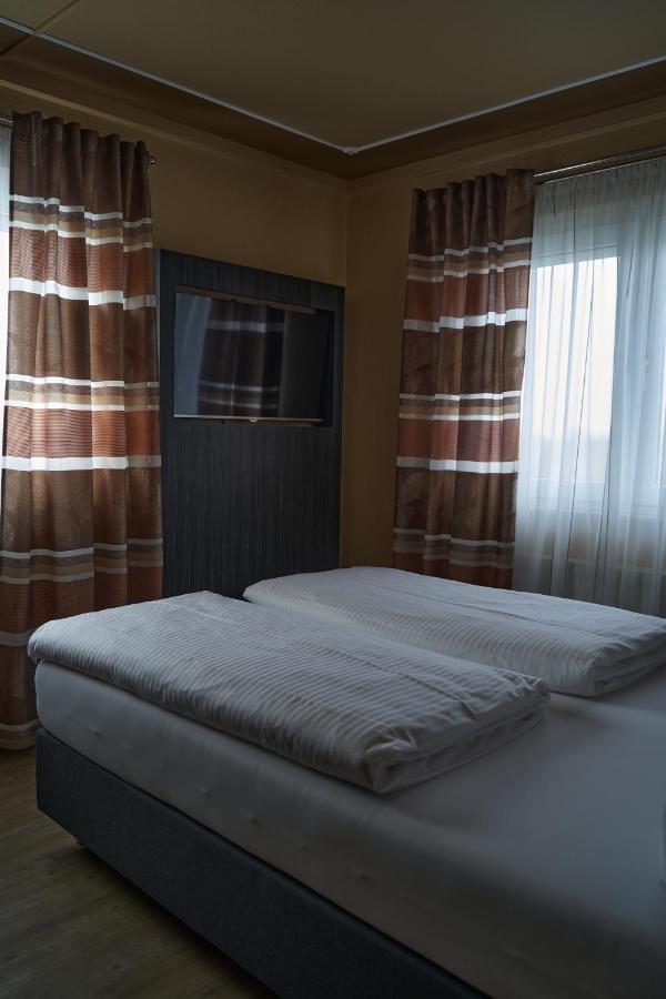 Hotel Auszeit Im Euro Rastpark Guxhagen Exteriér fotografie