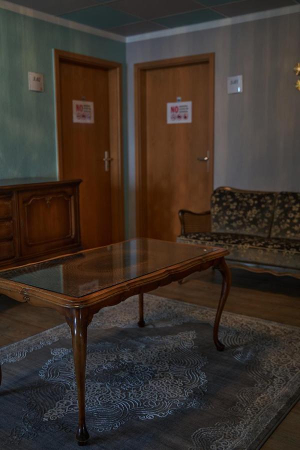 Hotel Auszeit Im Euro Rastpark Guxhagen Exteriér fotografie