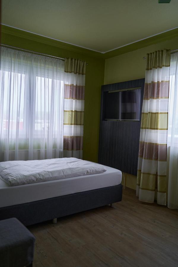 Hotel Auszeit Im Euro Rastpark Guxhagen Exteriér fotografie